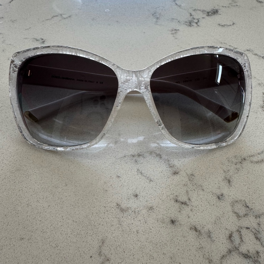 Stylish Gray Sunglasses